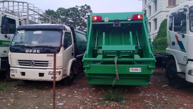 Xe ép rác - Công Ty Cổ Phần Xuất Nhập Khẩu Ô Tô Và Xe Chuyên Dùng Việt Nam